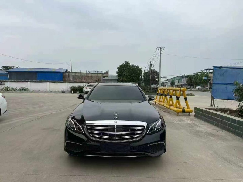 新乡19年奔驰E1