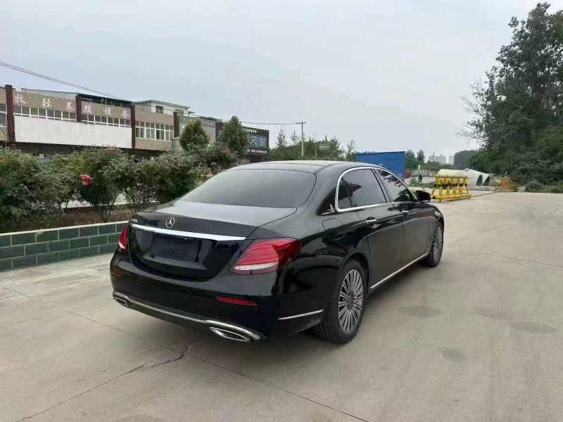 新乡19年奔驰E9