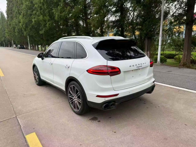 徐州13年保时捷卡宴8