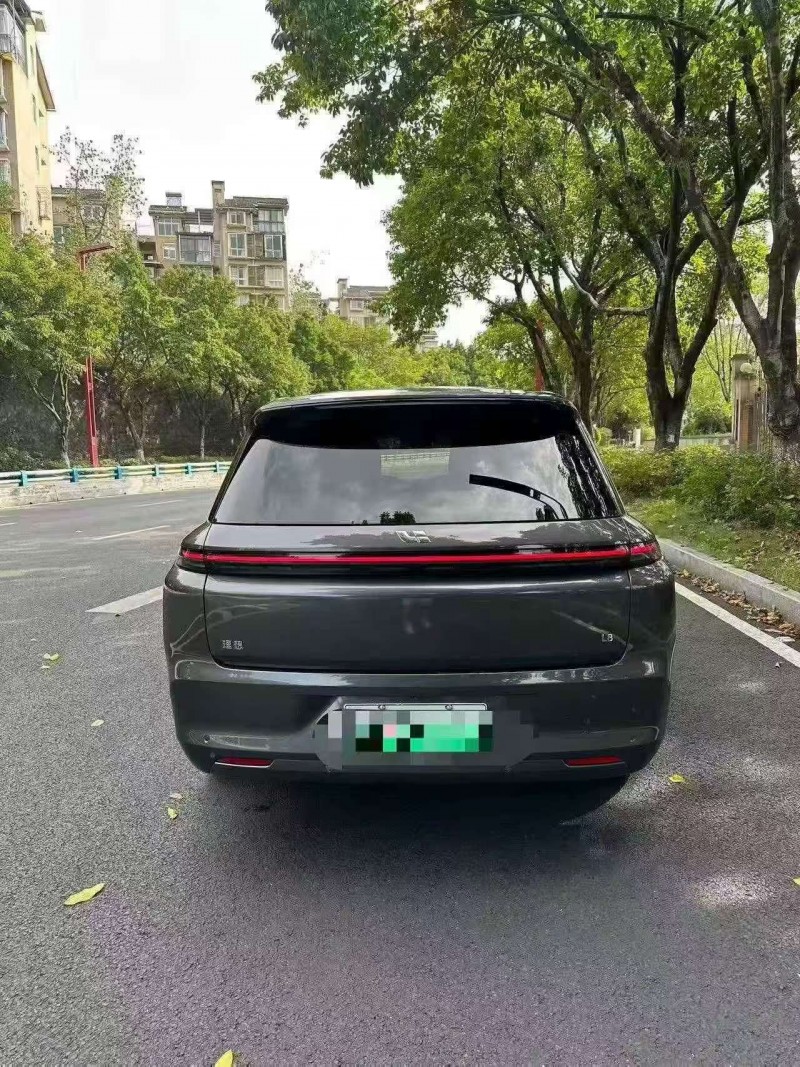 珠海23年理想L88