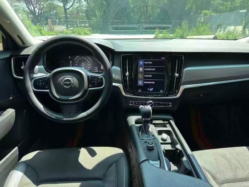 东营17年沃尔沃S905