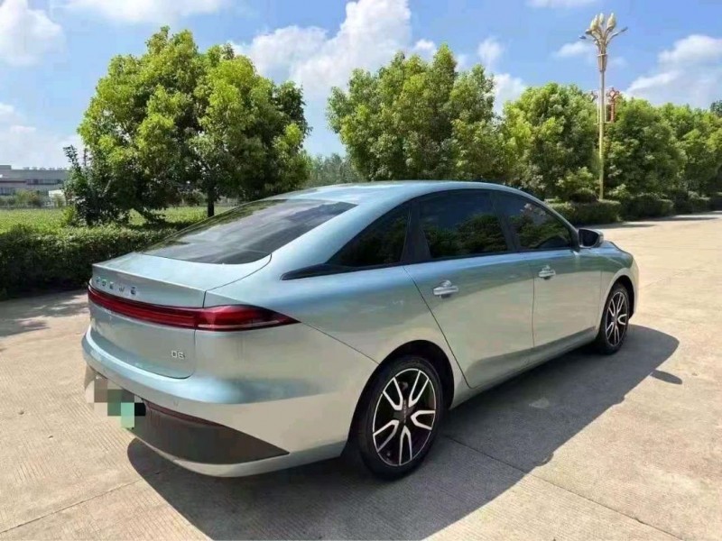 南通25年荣威D68