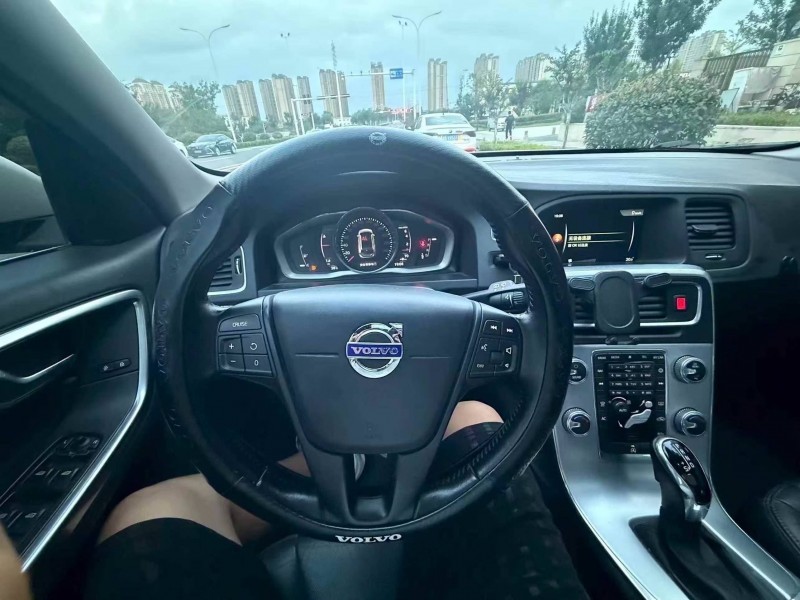 烟台17年沃尔沃V605
