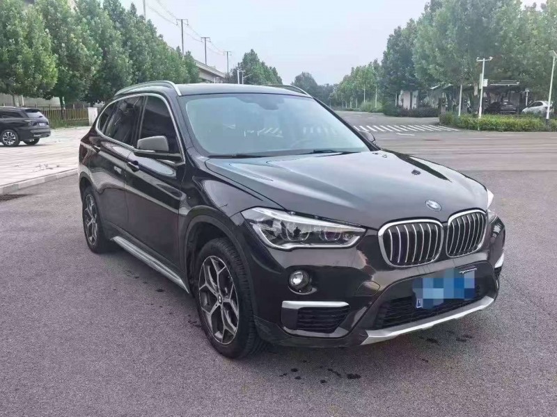 天津19年宝马X12