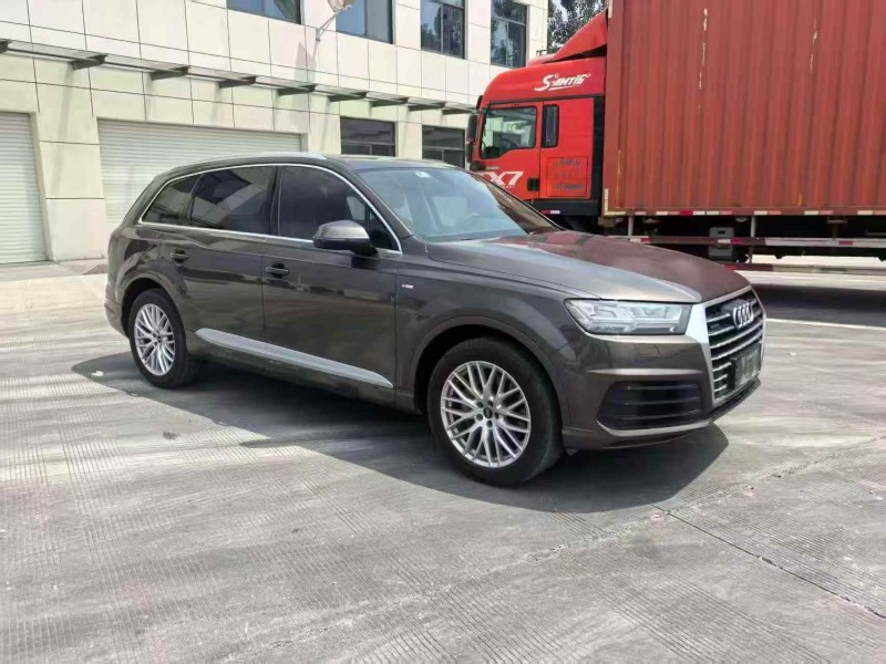 苏州19年奥迪Q74