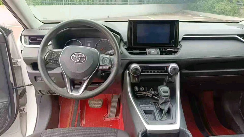 烟台23年丰田RAV4荣放6