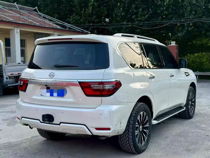 淄博20年日产途乐8