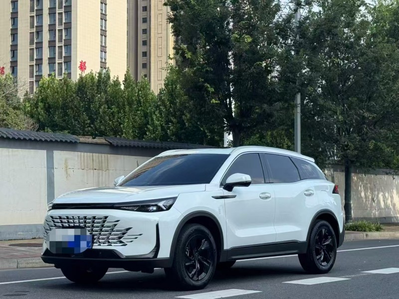 郑州26年北汽制造X72
