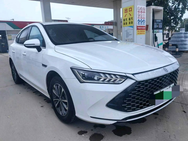 保定25年比亚迪秦2