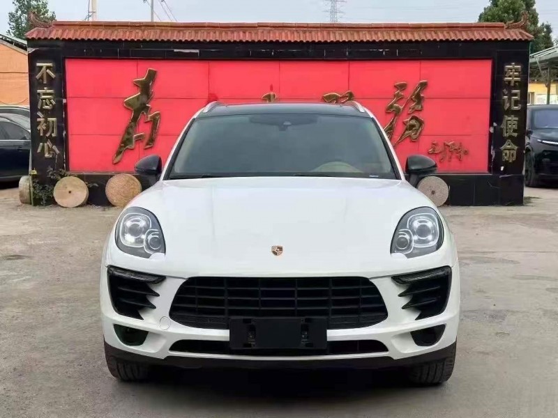 淄博17年保时捷Macan1