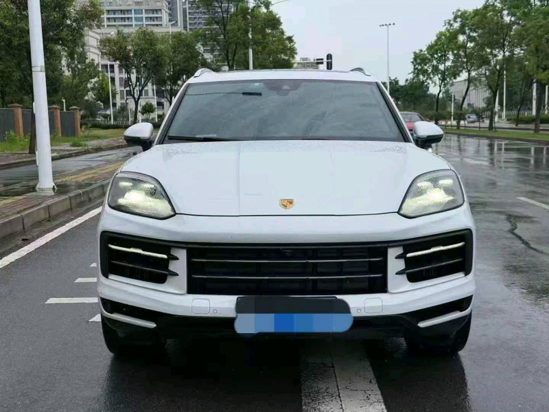 宜昌24年保时捷卡宴1