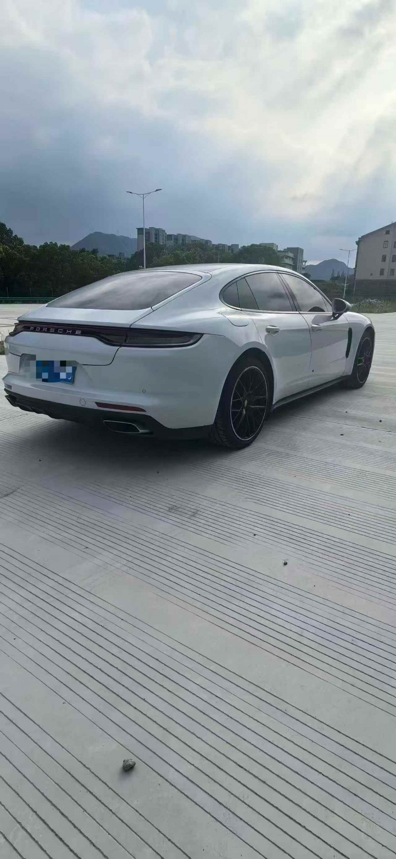金华23年保时捷帕拉梅拉8