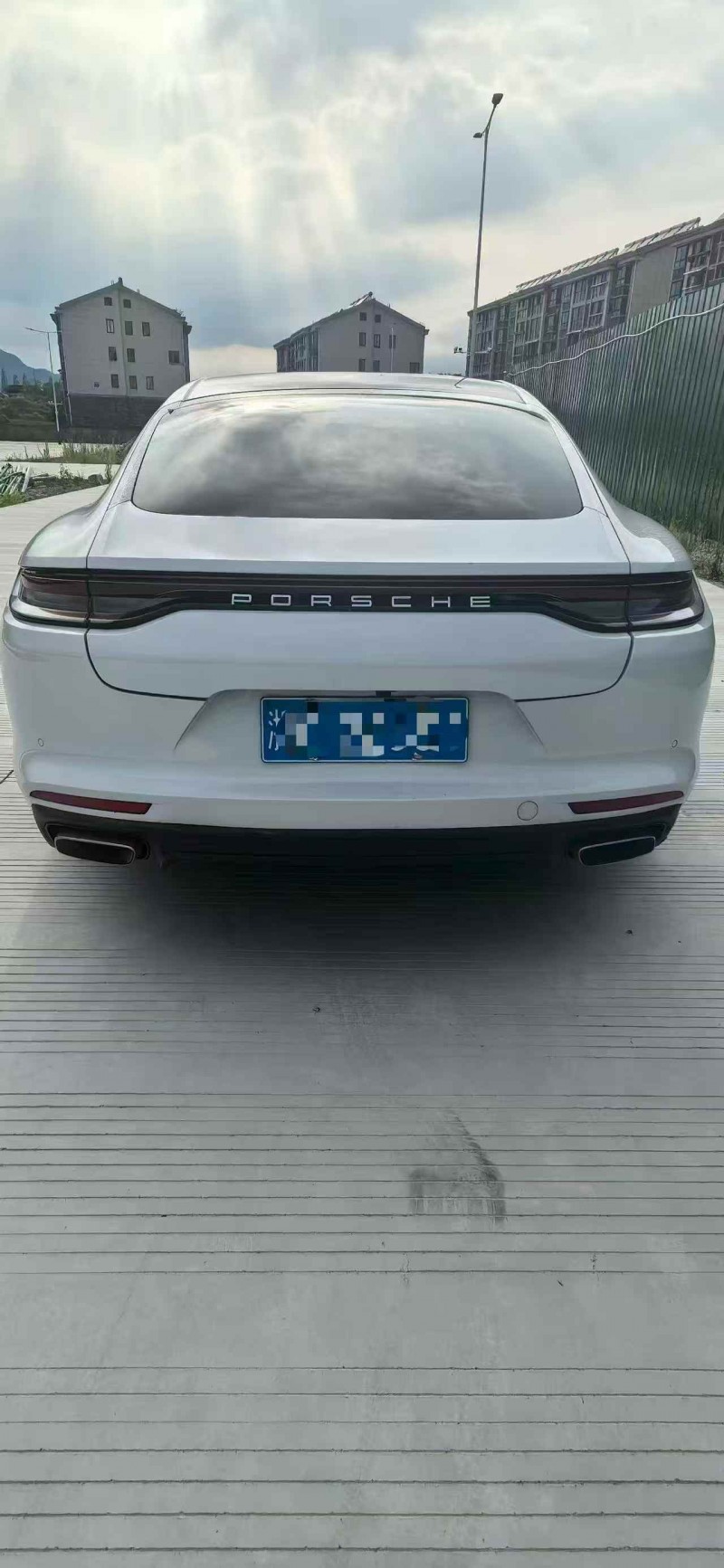 金华23年保时捷帕拉梅拉9