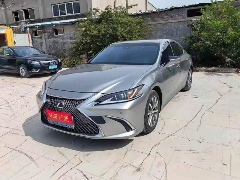 绍兴20年雷克萨斯ES3