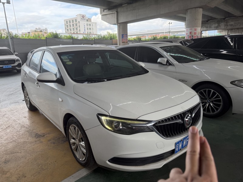广州18年别克英朗2