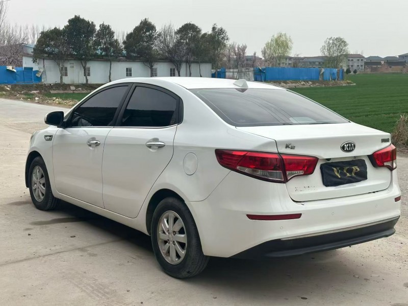 新乡16年起亚K27
