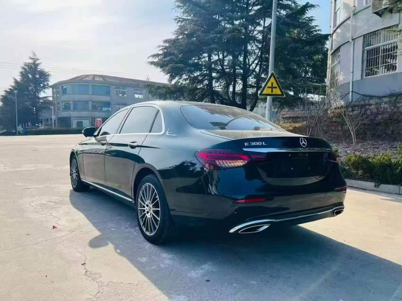东营21年奔驰E9
