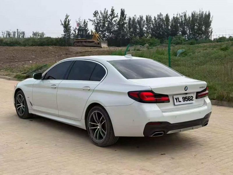 新乡21年宝马5系8