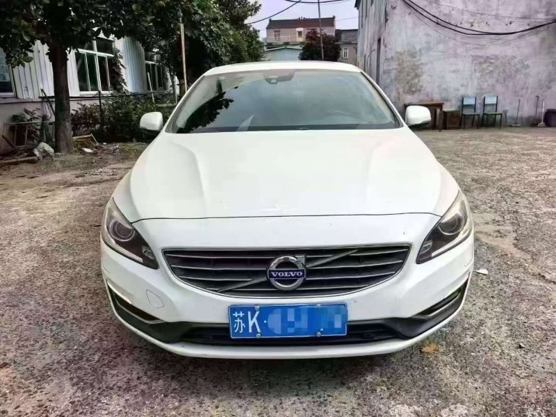 苏州15年沃尔沃S60L1