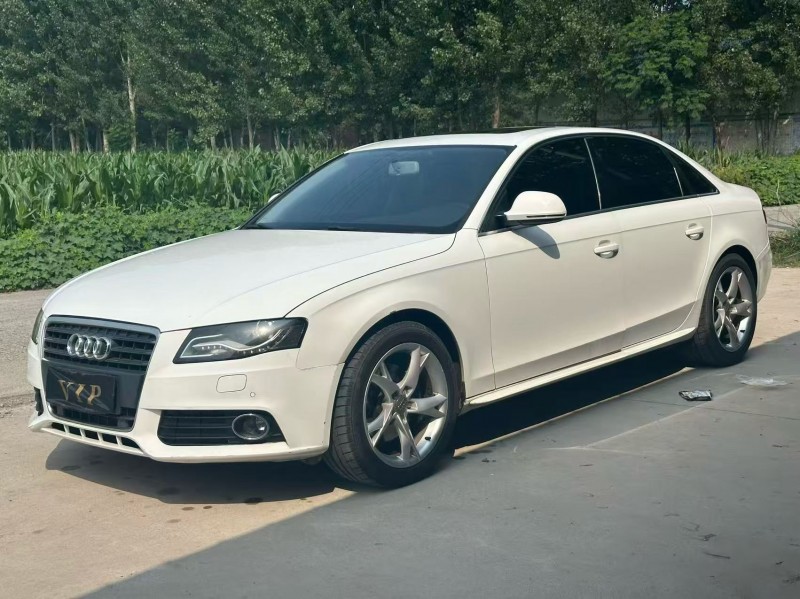 新乡12年奥迪A4L3