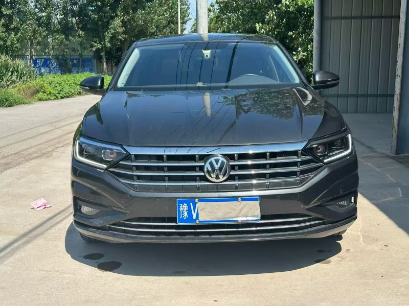 新乡22年大众速腾1