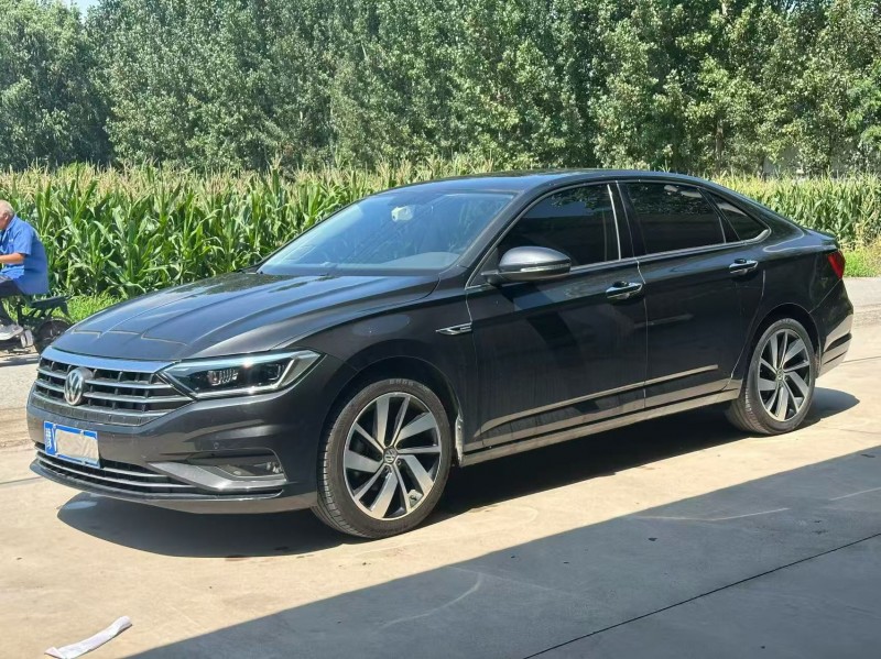 新乡22年大众速腾3
