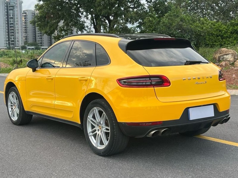 江门14年保时捷Macan7