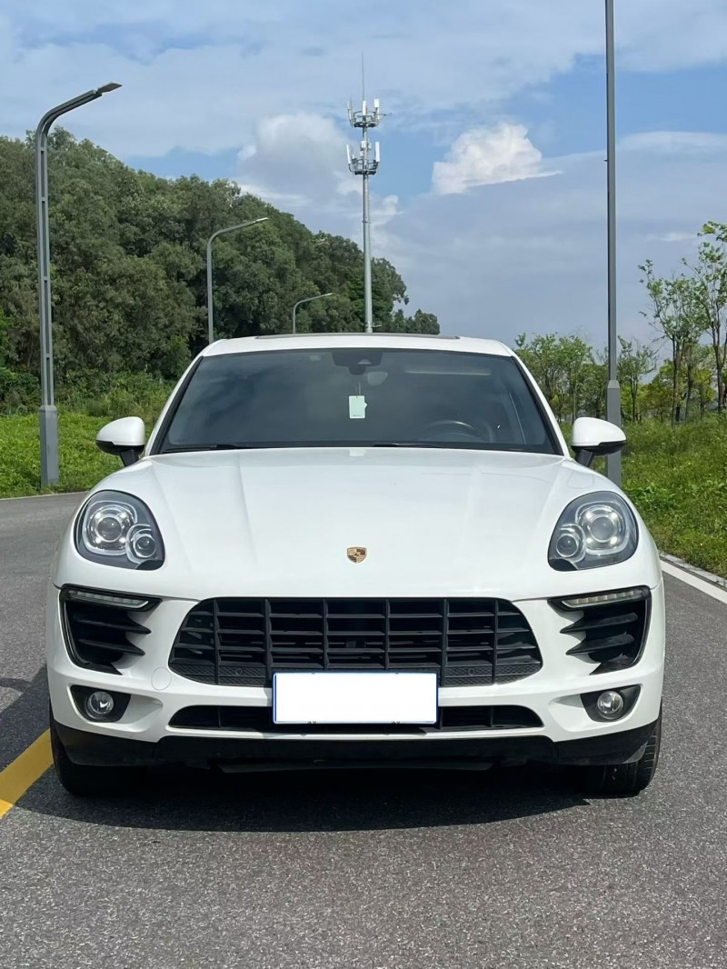 江门17年保时捷Macan1