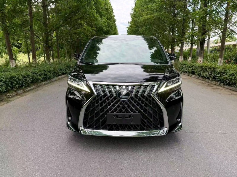 徐州23年雷克萨斯LM300H1
