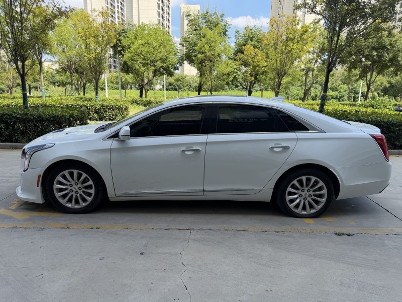 济宁18年凯迪拉克XTS5
