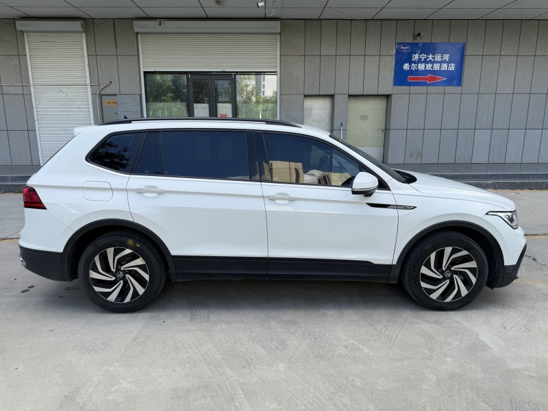 济宁22年大众途观4