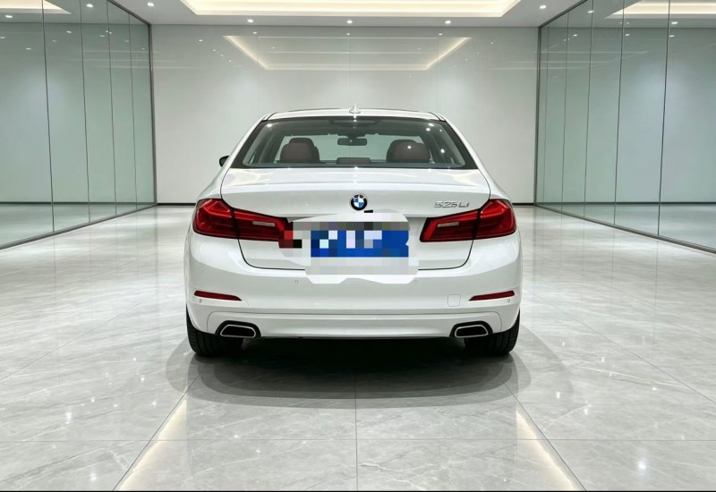 青岛18年宝马5系5