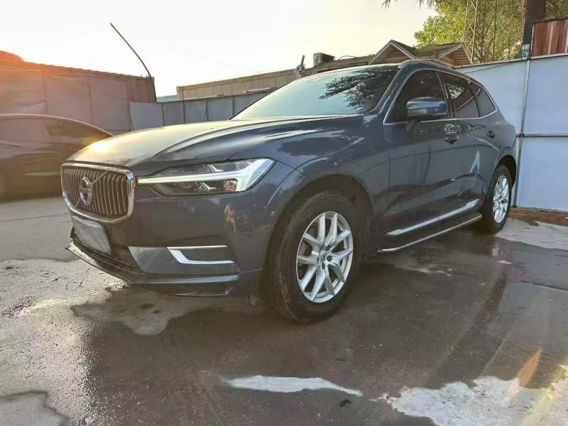青岛20年沃尔沃XC602