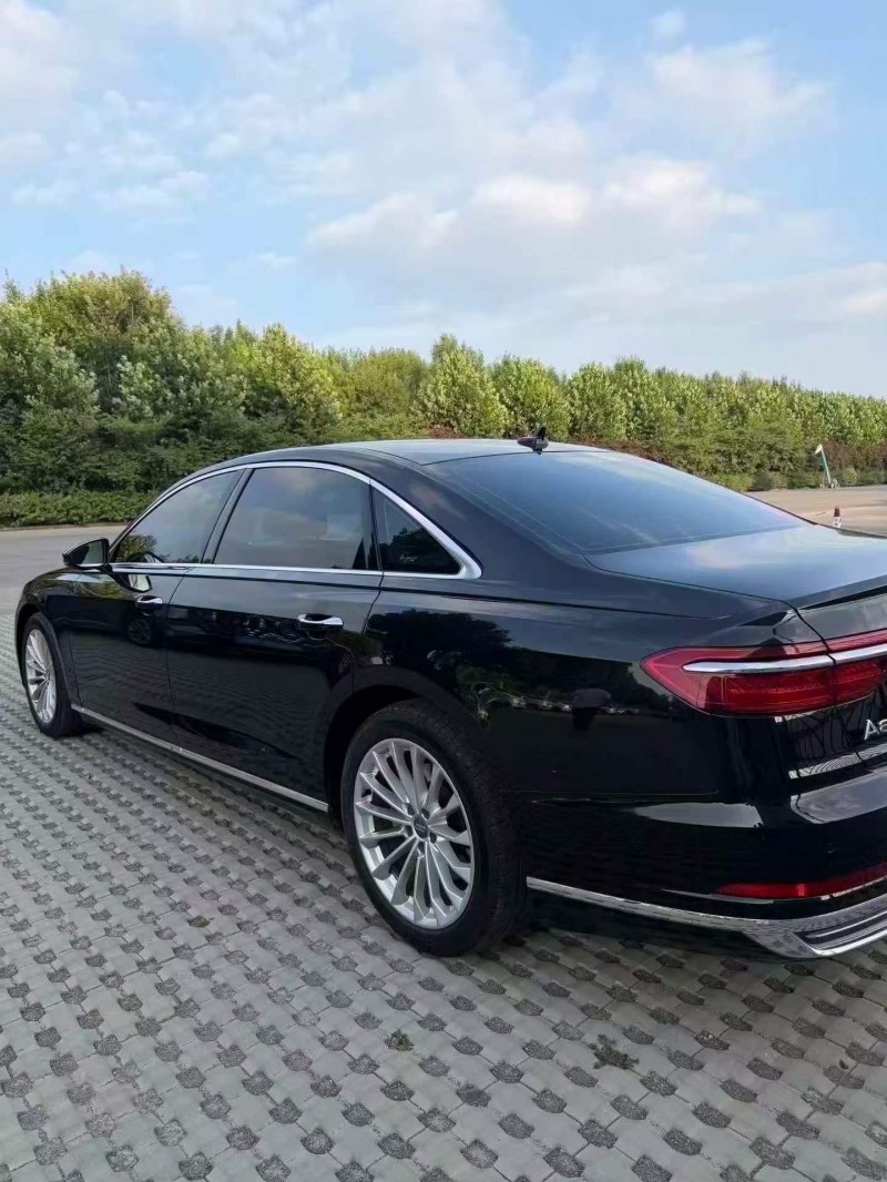 枣庄20年奥迪A8L7