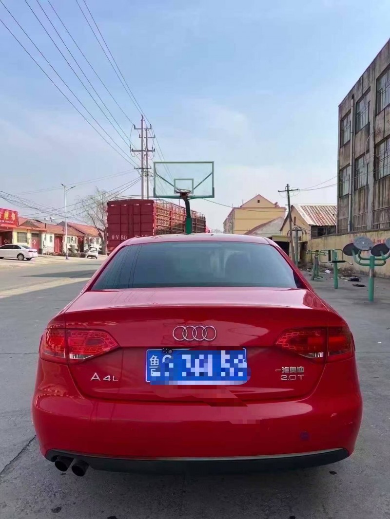 烟台10年奥迪A4L8