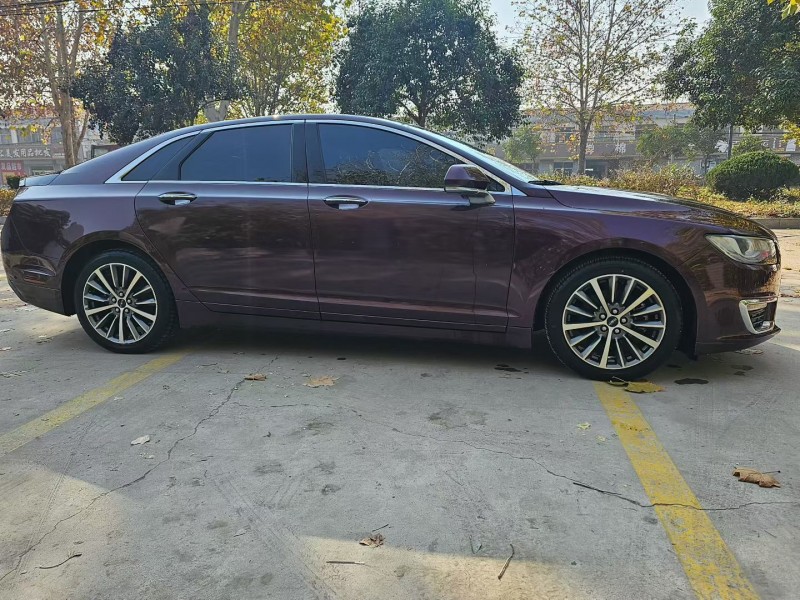 济宁18年林肯MKZ2