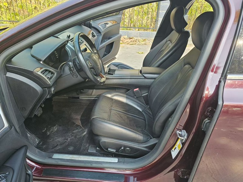 济宁18年林肯MKZ8