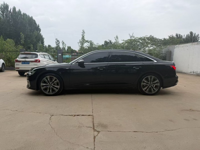 济宁24年奥迪A6L3