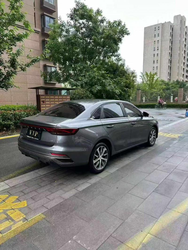 苏州23年吉利帝豪7