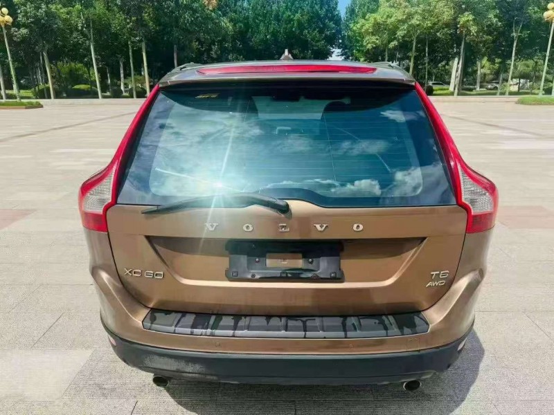 潍坊12年沃尔沃XC607