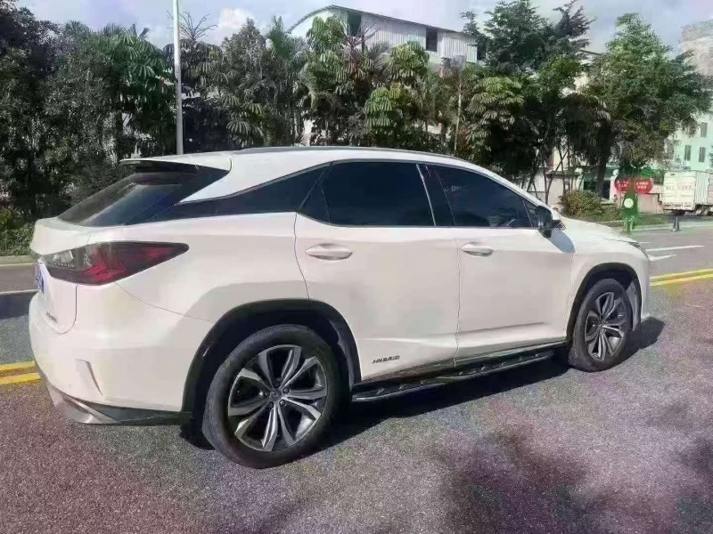南平17年雷克萨斯RX8