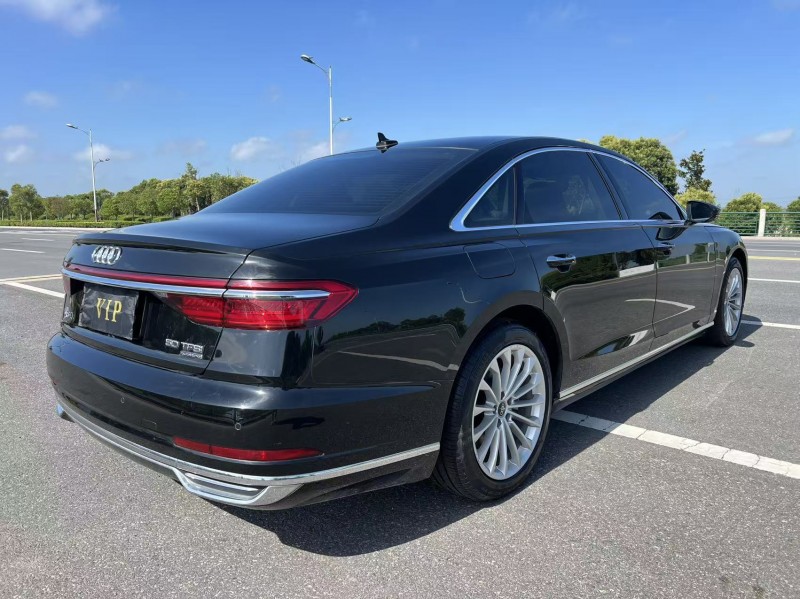 盐城22年奥迪A8L8
