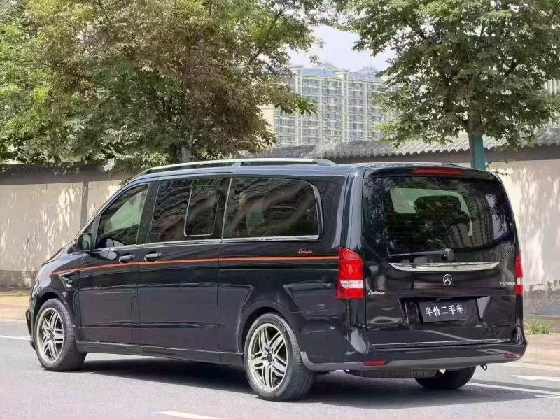 鹤壁18年奔驰V8