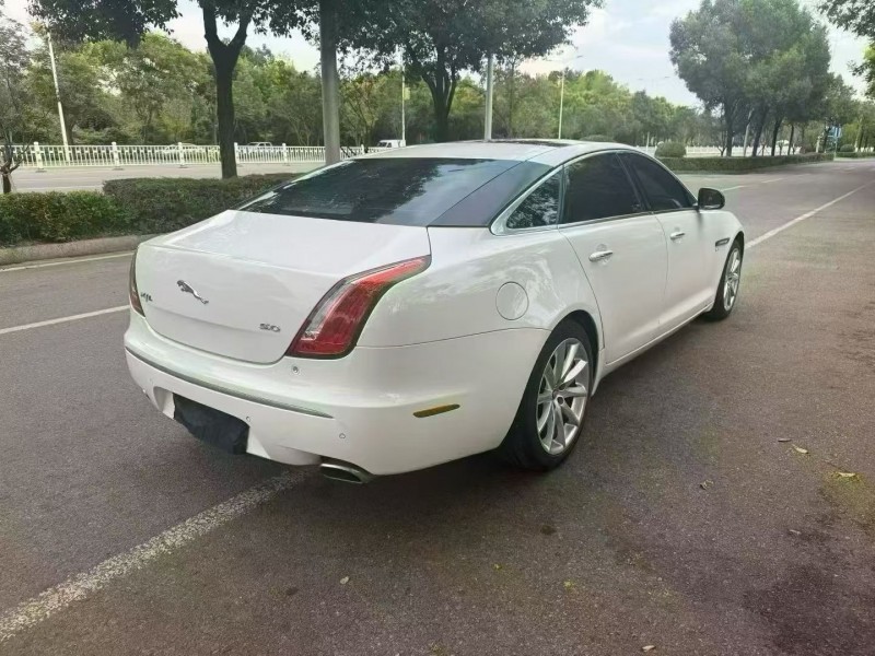 娄底12年捷豹XJL8