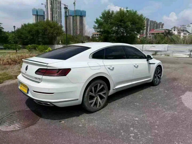 南宁22年大众CC8