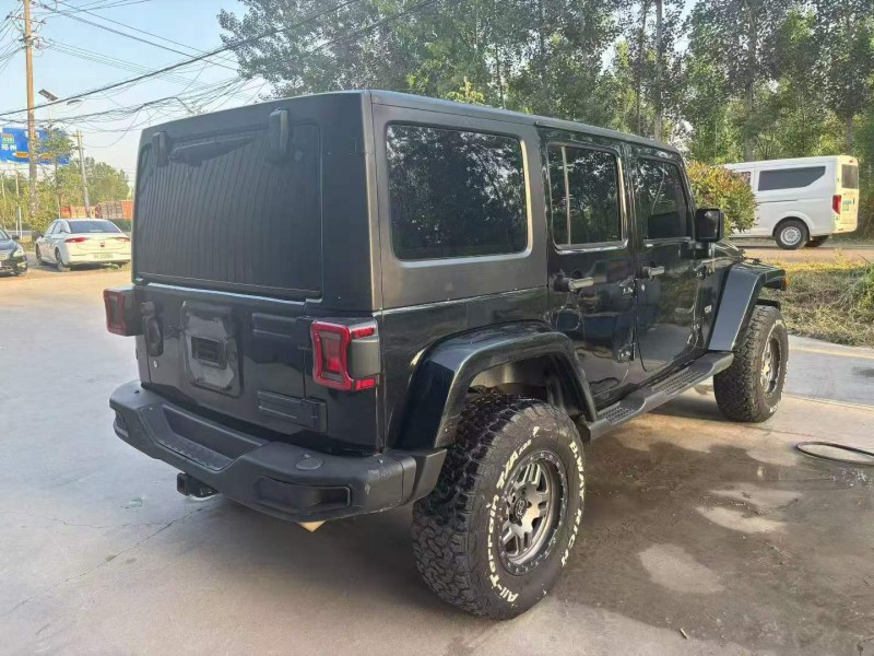 徐州14年Jeep牧马人8