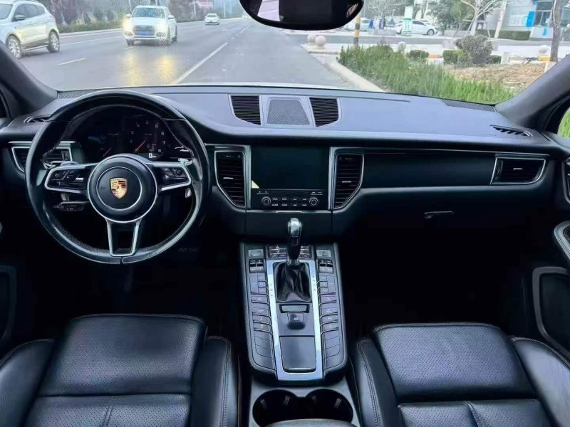 枣庄18年保时捷Macan5