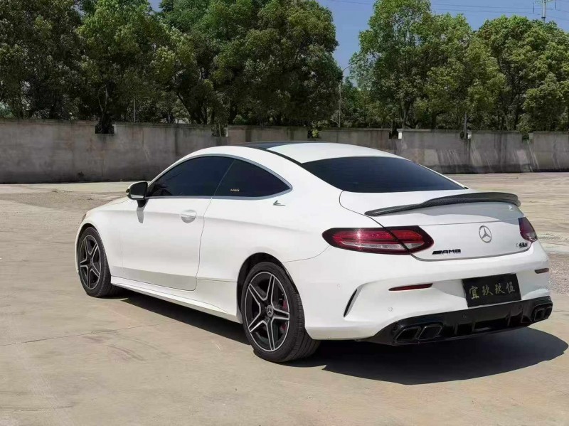 宜昌19年奔驰C8