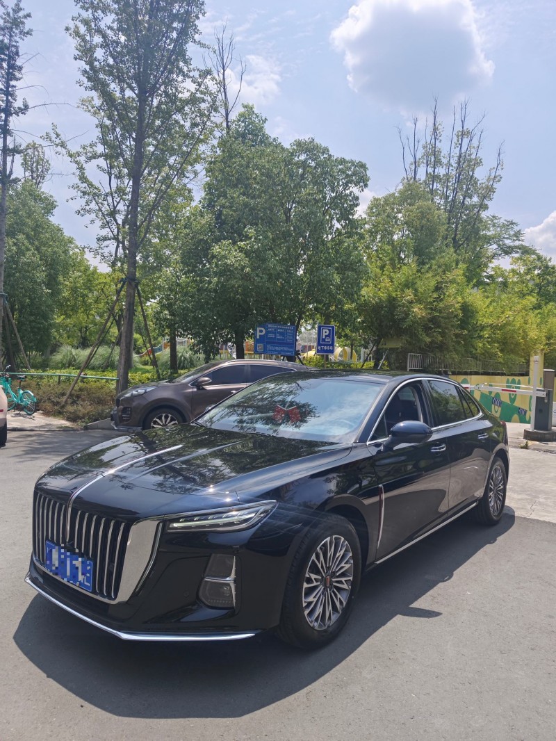 成都25年红旗H57