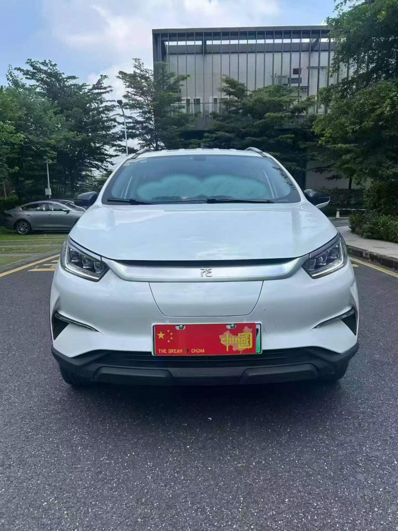 广州23年比亚迪元1
